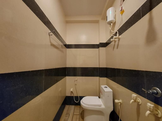 Bathroom, Hotel blue stone, Purba Medinipur