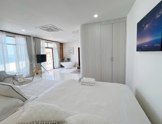 Bedroom 3, BanyakasSirindhron, Si Rin Ton
