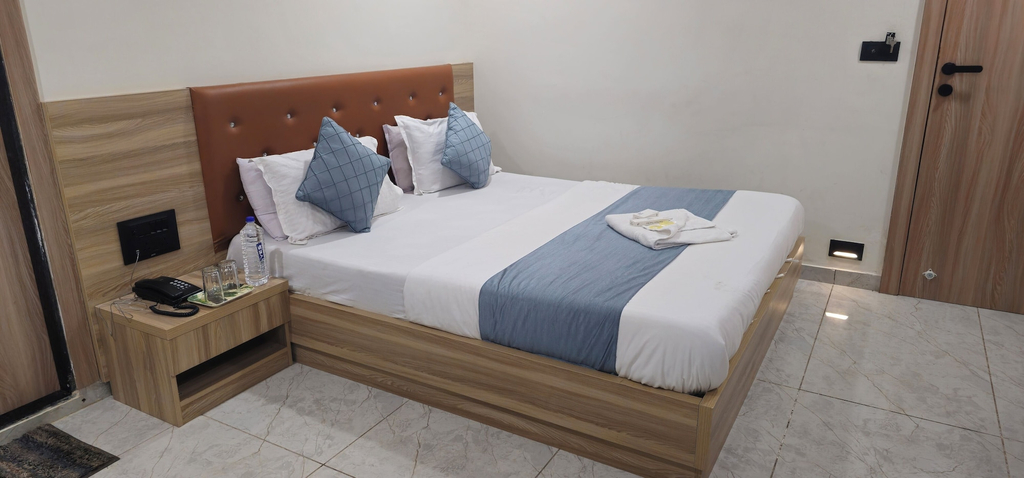 Room 3, HOTEL ROYAL VIEW, Ahmadabad