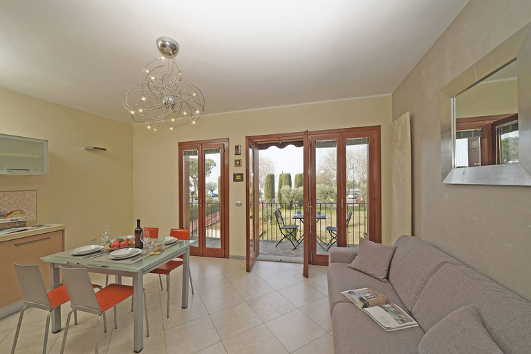 Others 5, Il Barcone in Sirmione, Brescia