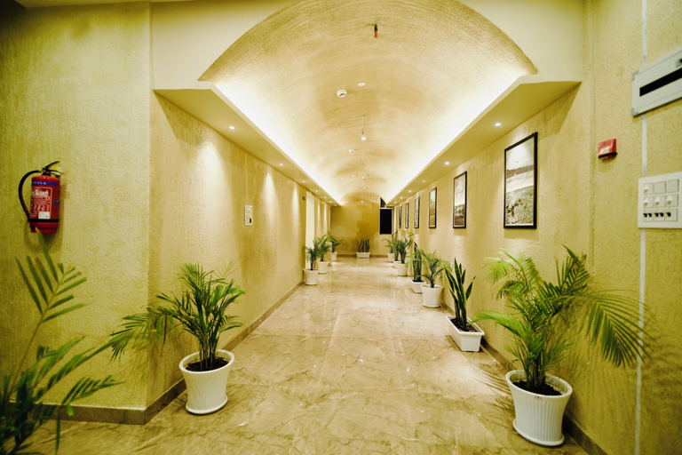 Interior 3, Hotel The Vibez Inn & Restaurant, Jabalpur