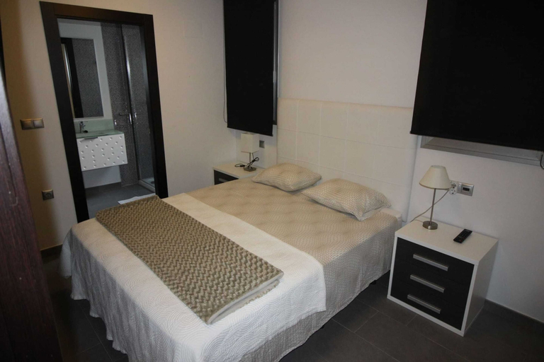 Bedroom 1, La Mata Apartment Near the Beach, Alicante