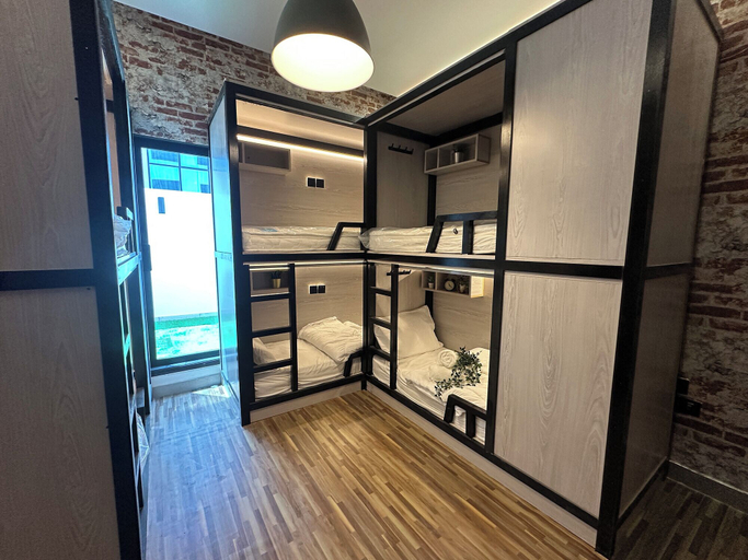 Primary image