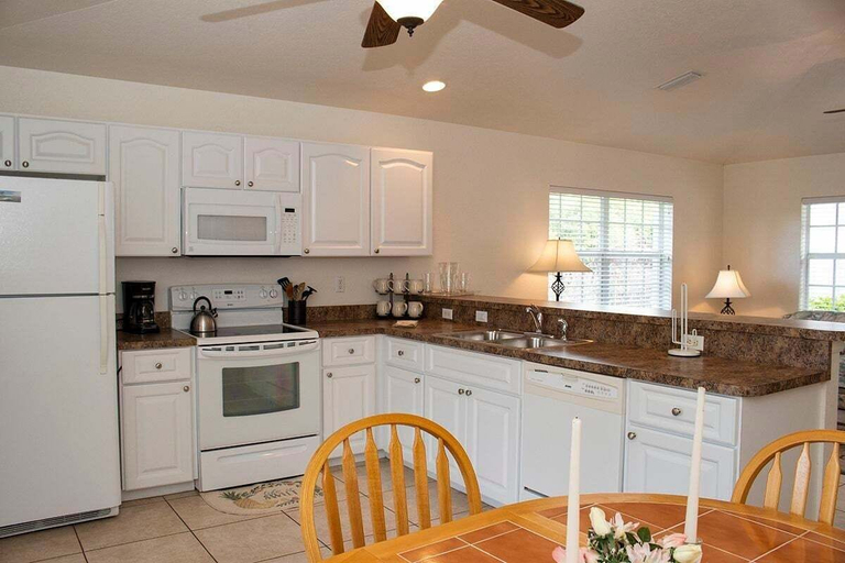 Interior 4, Chd3583-c, Charlotte