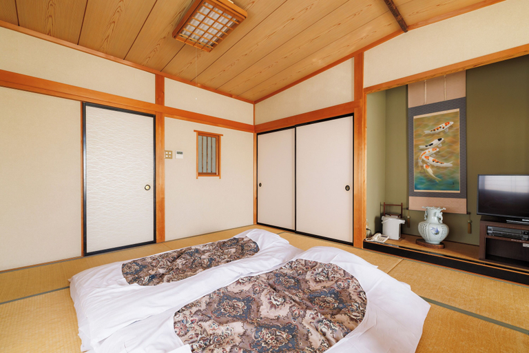Bedroom 2, Ryokufuen Kiyoharu, Takayama