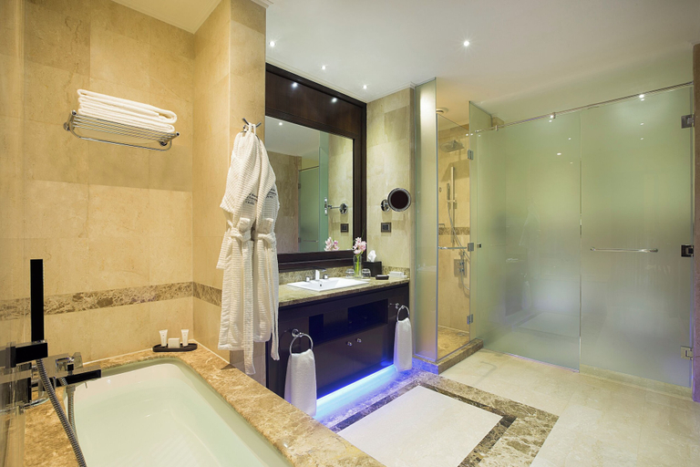 Bathroom 5, Kempinski Palace Cairo, New Cairo City