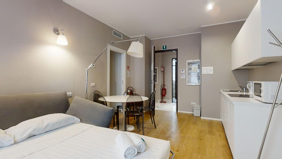 Room 5, Freguglia E - Modern Cozy 1 BR Steps From Duomo, Milano