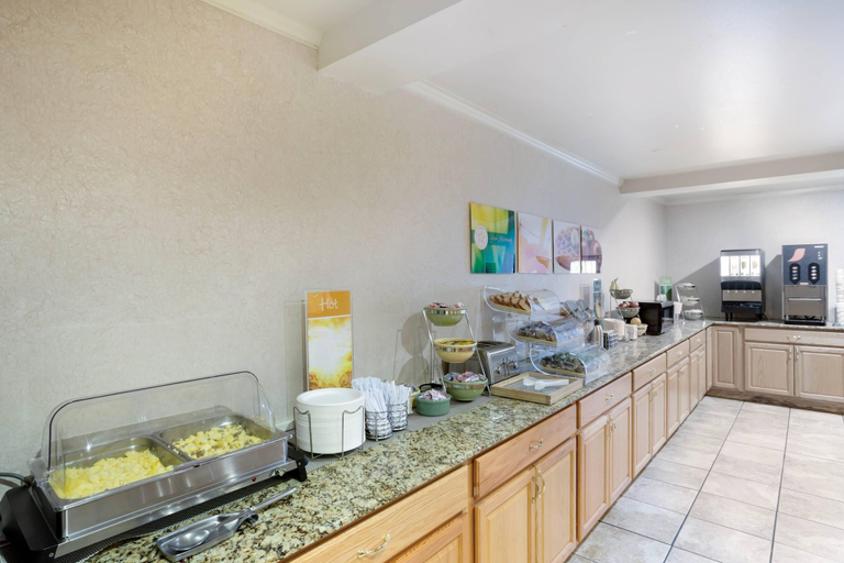 Food & Drinks 5, Quality Inn Payson I-15, Utah