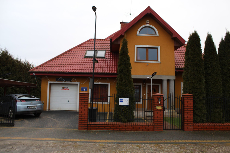 Primary image