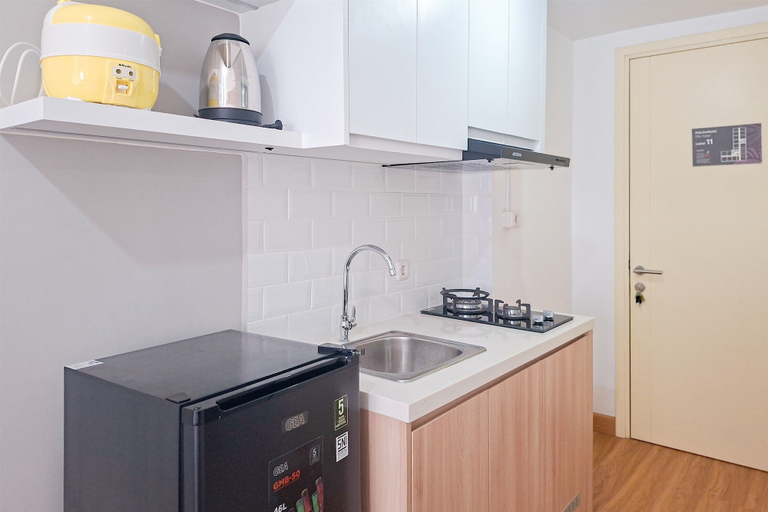 Interior 4, Comfy And Neat Studio At M-Town Residence Apartment, Tangerang