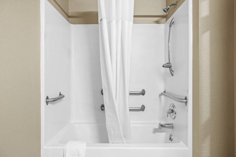Bathroom 5, Rodeway Inn, Monroe