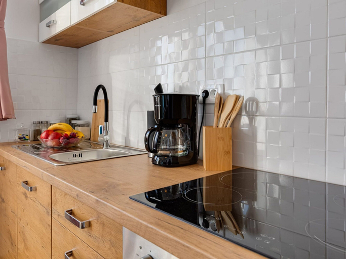 Private kitchen 3, Beautiful Coastal Apartment in Karlobag, Starigrad