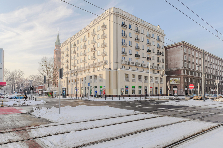 Front of property, Lumina airy apartment with balcony, Warsaw