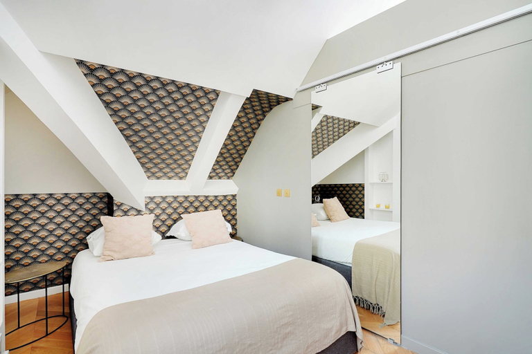 Room 5, Magnificent Apartment -1br-4p- Champs-elysees, Paris