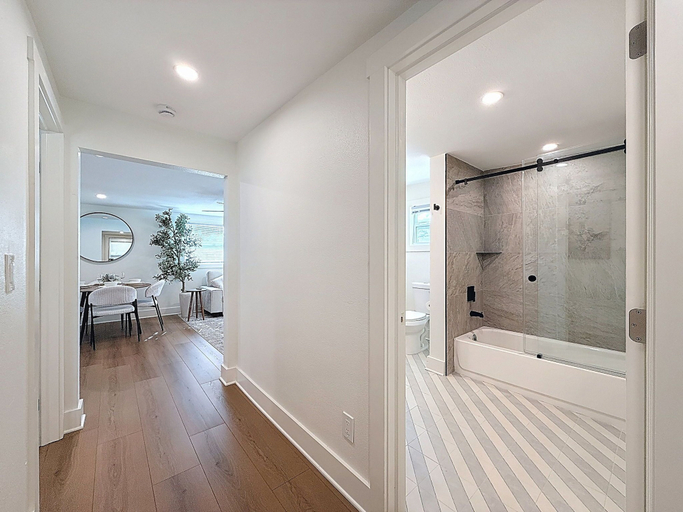 Interior 3, 3716 7th Ave W, Manatee