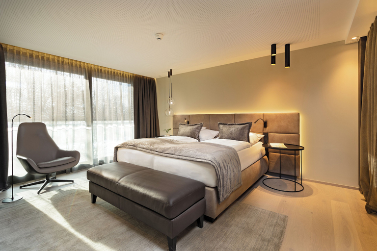 Bedroom 3, Hotel Riedenburg, Passau