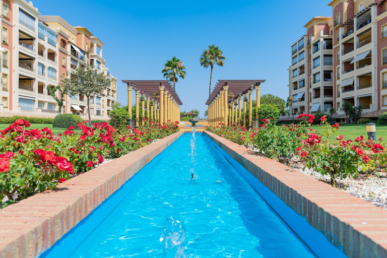 Exterior 2, Apartment With Pool & Garden Views, Huelva