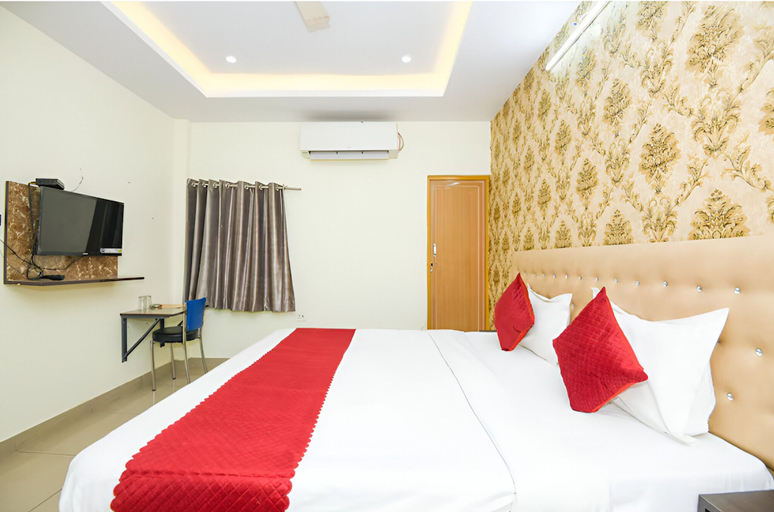 Room 2, Hotel Moon Light Kanpur, Lucknow