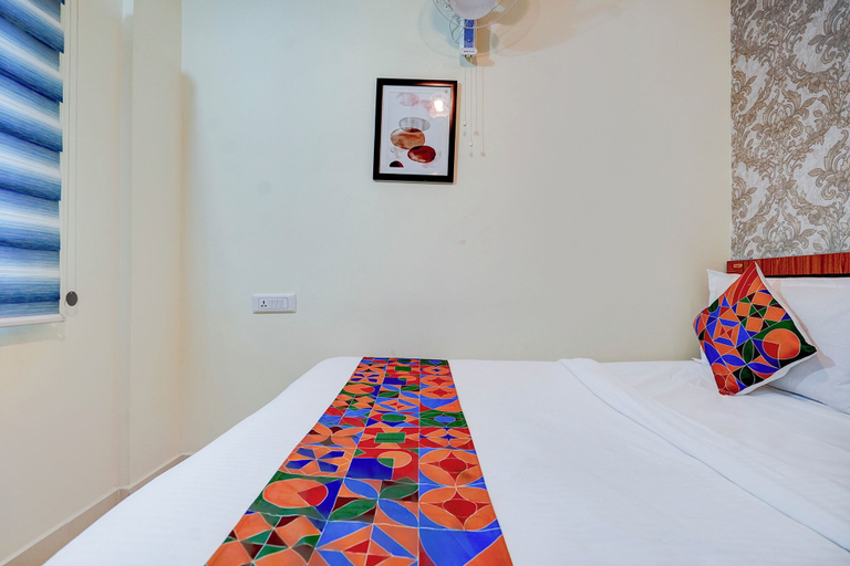 Room 4, Fabhotel Address 24 Suites, Bangalore