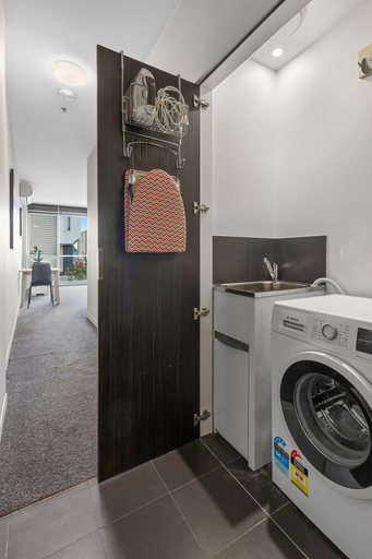 Bathroom 5, Fitzroy North 1-bed With Balcony by Edinburgh Park, Melbourne