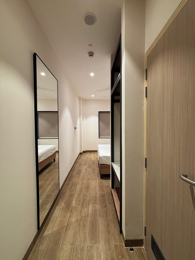 Room 5, Round D Clock, Delhi