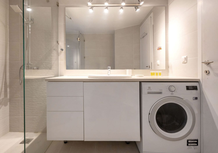 Bathroom, Private Garden Duplex in Voula by GHH, Attica
