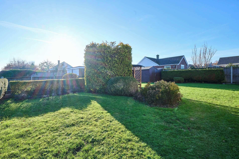 Room 5, Host Stay Willow Way, Norfolk