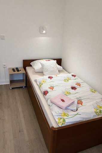 Bedroom 3, Hotel Haus Schwan, Köln
