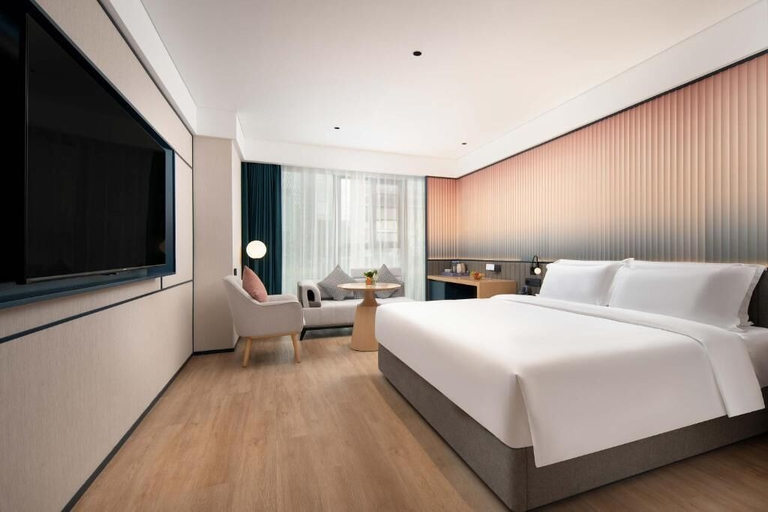 Room 5, Guangzhou Chimelong Expo Center Jincheng Hotel, Guangzhou
