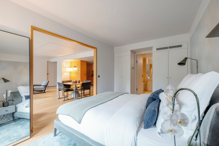 Bedroom 5, Hôtel de Pourtalès, Paris