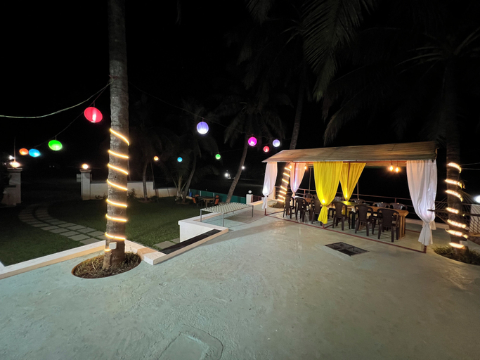 Outdoor dining 3, Iira Stays Ocean Bliss, Raigarh