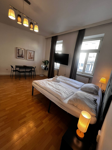 Room 2, Pleasant 2BR Apt Near U6 Schöpfwerk, Wien