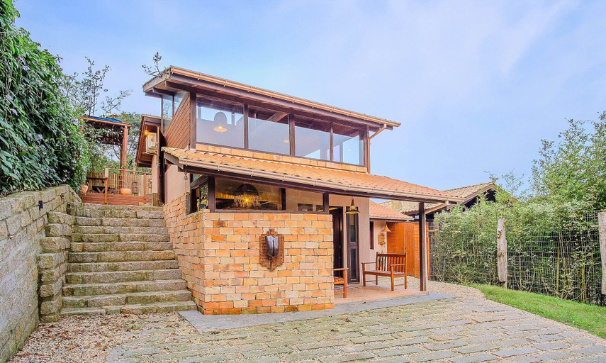 Exterior, House With Valley View Near the Center - Mrv0001, Imbituba