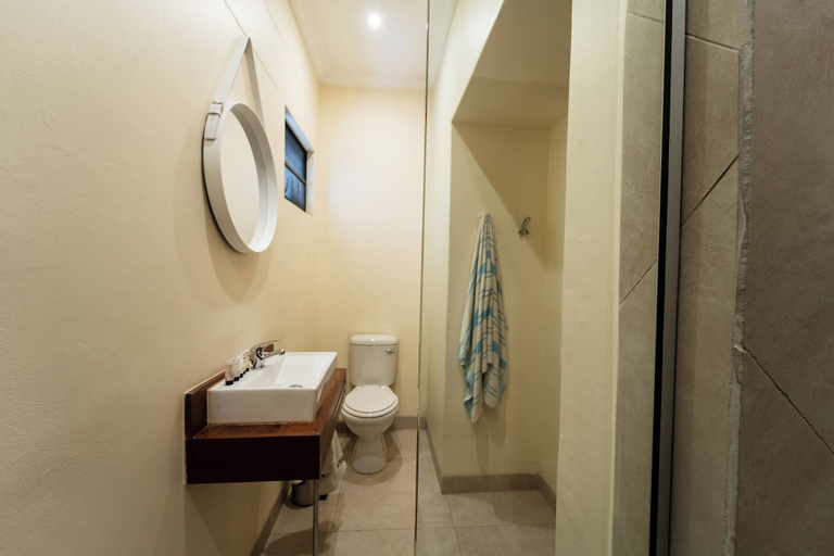 Bathroom 3, Victoria Falls Oasis Hotel, Hwange