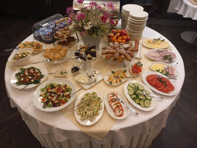 Breakfast buffet, Hotel Red Baron, Świdnica