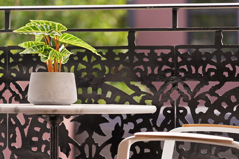 Others 4, Cozy Studio With Balcony in Unbeatable Location, Sydney