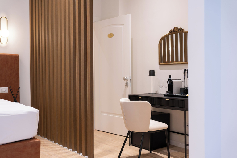 Bedroom 3, Romart luxury rooms, Roma