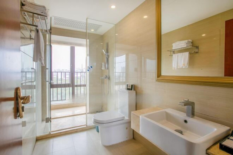 Bathroom, Huidong Shuangyue Bay Rainbow Bay Sea View Hotel, Huizhou