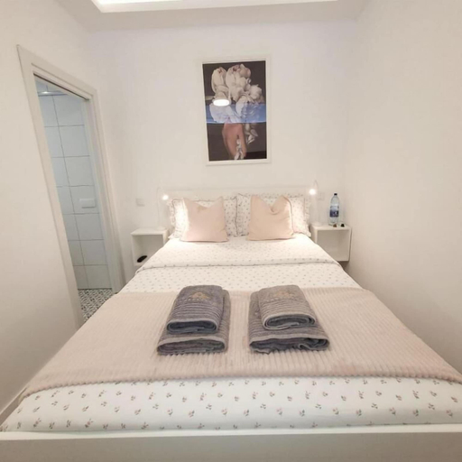 Room 5, VvCondevega, Las Palmas