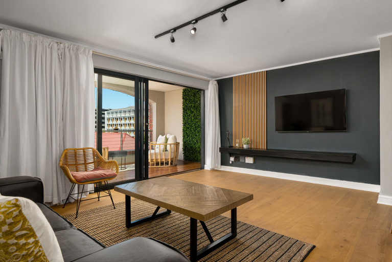 Room 4, Rockwell 220 by Ctha, City of Cape Town