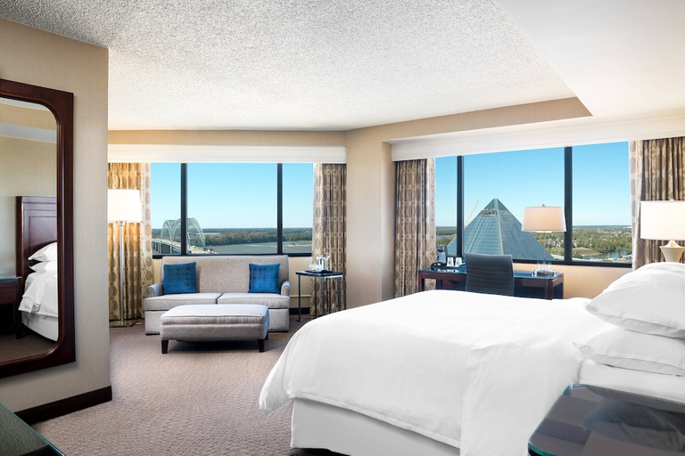 Bedroom 2, Memphis Riverline Hotel, Shelby
