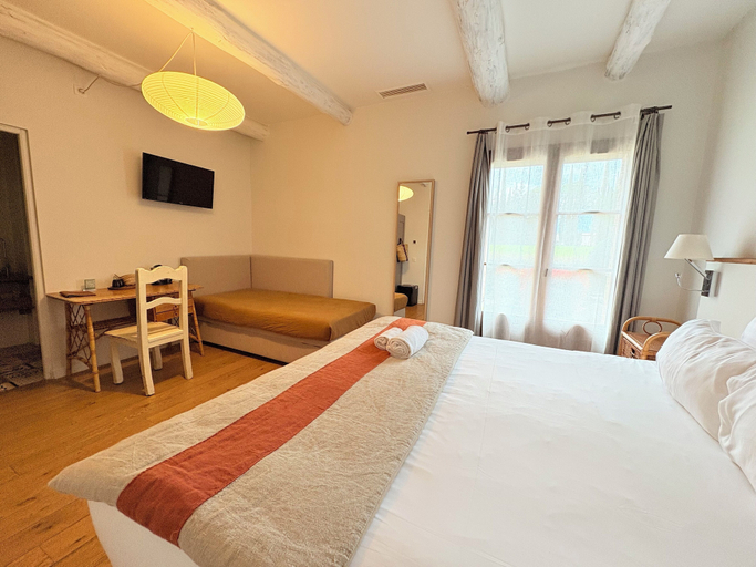 Bedroom 3, Domaine Gao, Bouches-du-Rhône