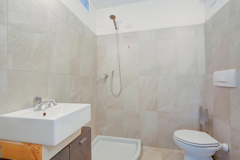 Bathroom 5, Villa La Rocca, Varese