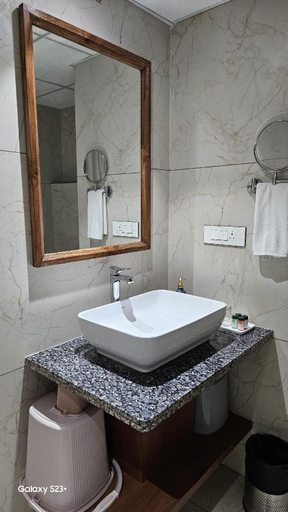 Others 5, Sundha hotel, Banas Kantha