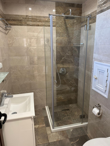 Bathroom 3, Luxury Apartments Ekaterina, Sozopol
