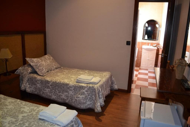 Room 4, HOSTAL PENSION LA RUTA, Huelva