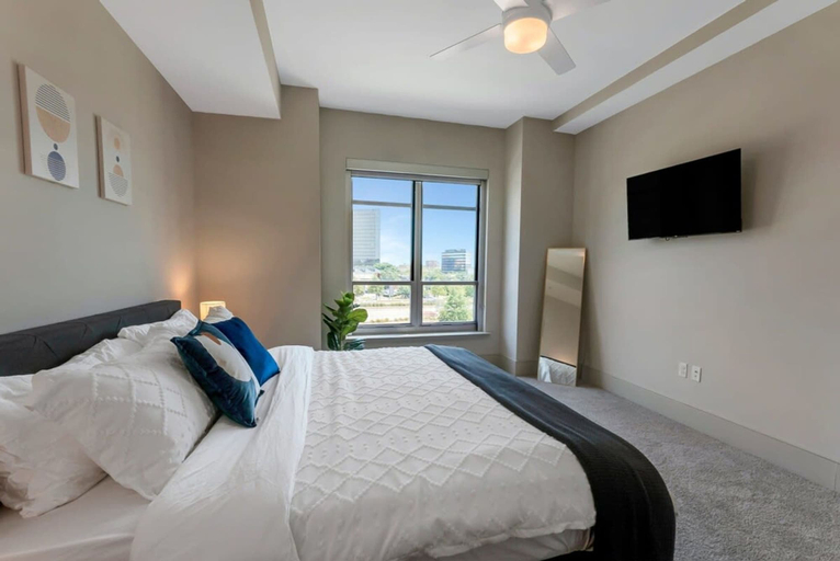 Room 2, The Preston Beauty I Premium 2BR in Dallas, Dallas