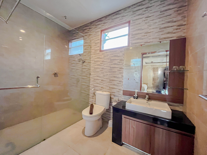 Bathroom 5, Casa De Uli Studio Near Muaya Beach Bali, Badung