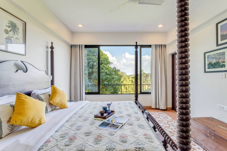 Room 2, Serene 2bhk With Pool 5 Mins to Candolim Beach, North Goa