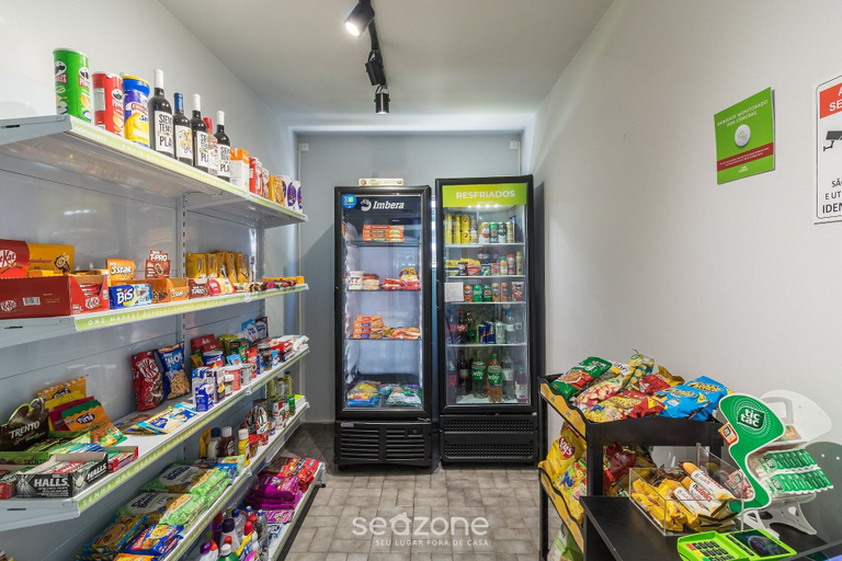 Gift shop, 1-bedroom Apt in Blumenau Spn0102, Blumenau